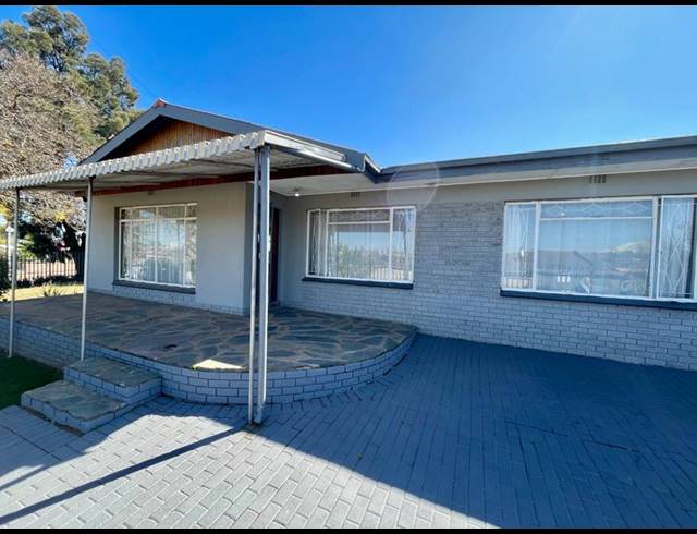 3 BEDROOM HOUSE FOR SALE IN QUELLERIE PARK